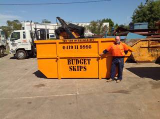 Budget Skips - LBG 13