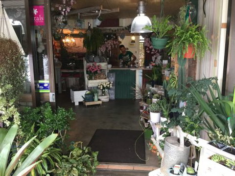Adore Florist - LBG 2
