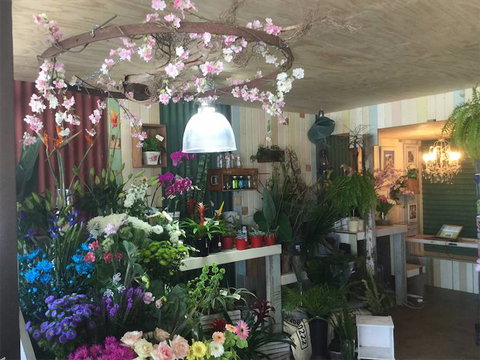 Adore Florist - LBG 4