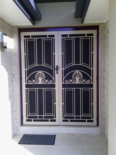 North Haven Glass & Screens - LBG 4