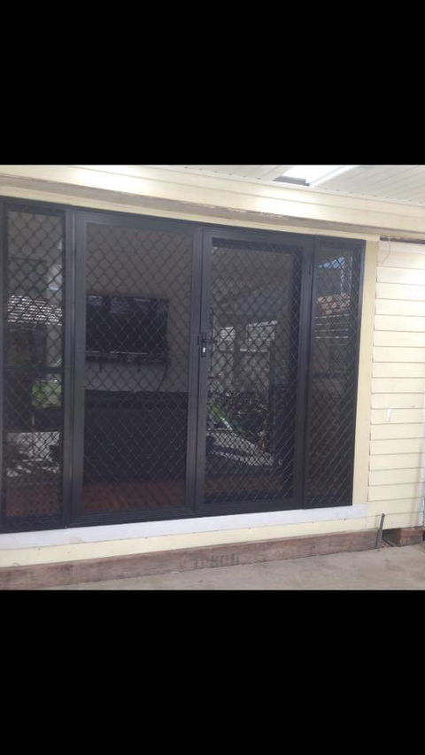 Distinctive Glass & Aluminium - LBG 0