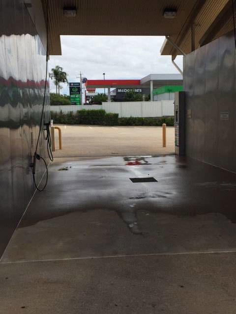 Bubbles N Suds Car & Dog Wash - LBG 7