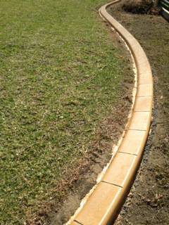 G-Dogs Garden Edging - LBG 3