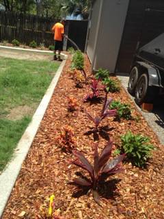G-Dogs Garden Edging - LBG 5