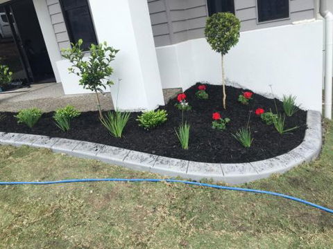 G-Dogs Garden Edging - LBG 9