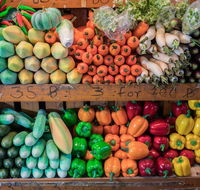 DJs Wholesale Fruit Market  Ezy Peel - LBG