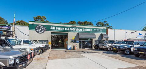 ALL Four X 4 Service Centre - LBG 0