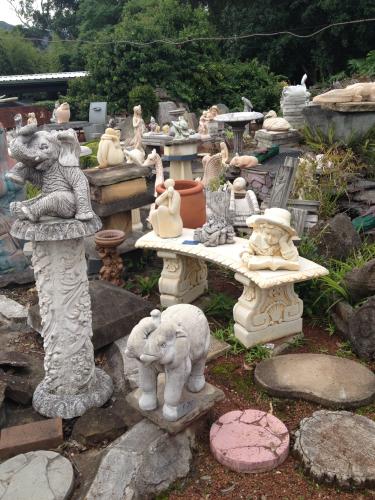 Sullivans Stone & Garden Art - LBG 3