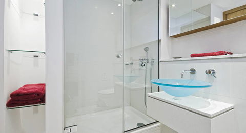 Showertech - LBG 2