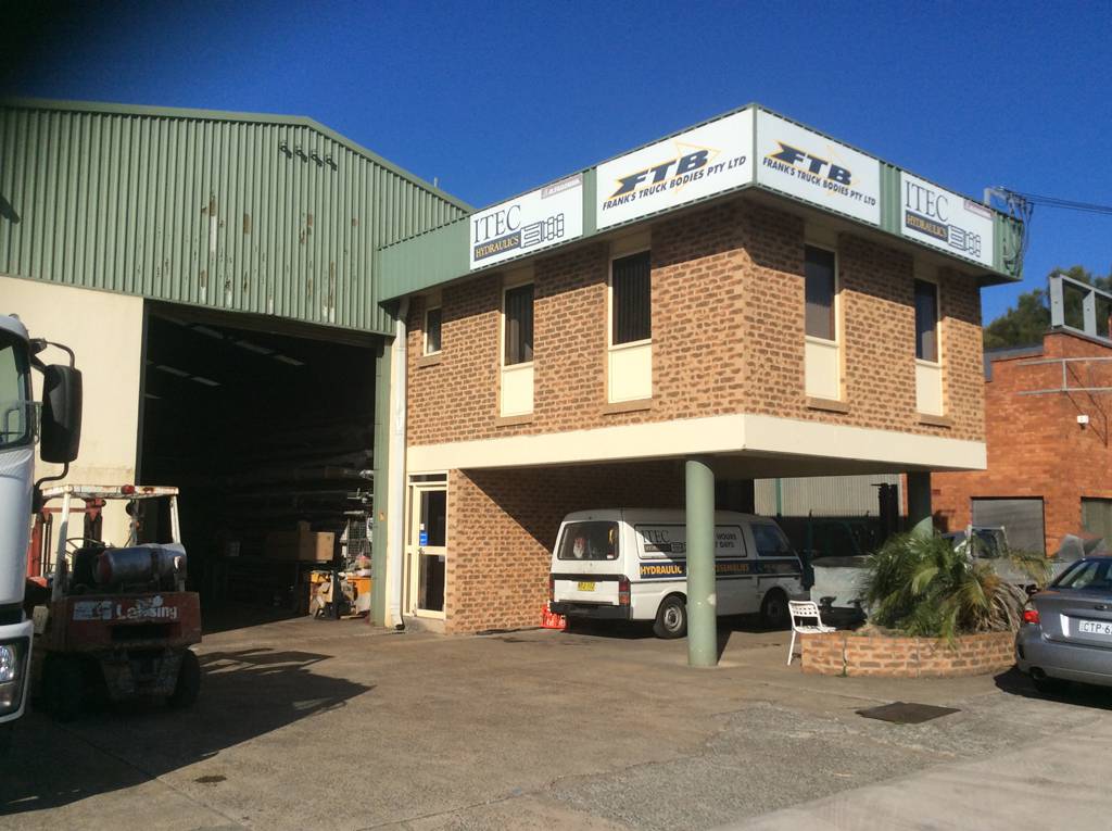 Solarium Equipment North Wollongong NSW LBG