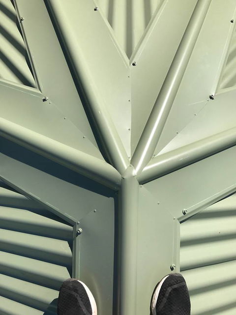 Roofing Craftsmen - LBG 12