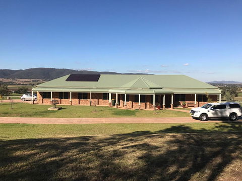 Roofing Craftsmen - LBG 13