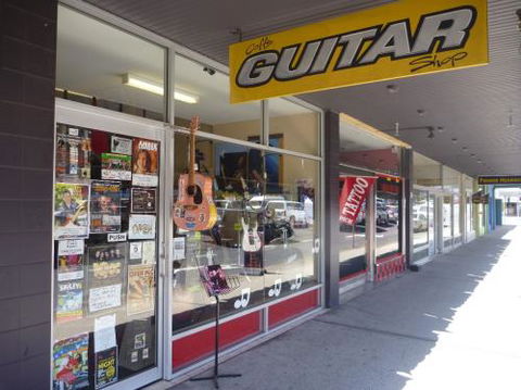 Coffs Guitar Shop - LBG 2