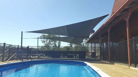Sail + Shade - LBG 1