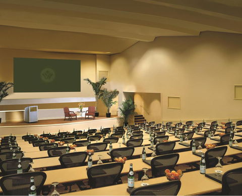 Peachtree Hotel And Conference Center - LBG 19