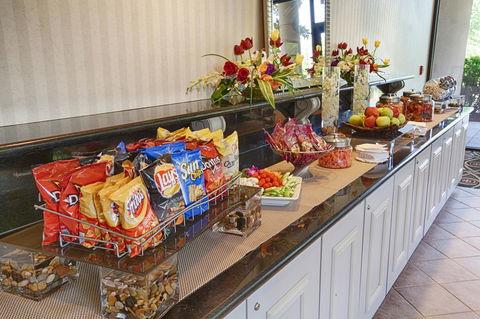 Peachtree Hotel And Conference Center - LBG 27