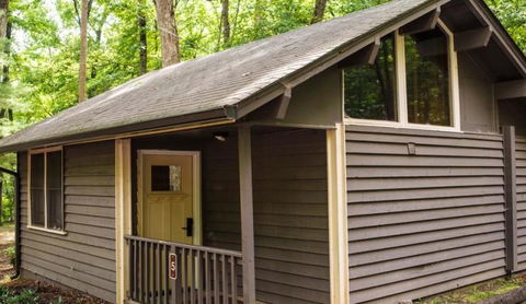 Amicalola Falls State Park And Lodge - LBG 33