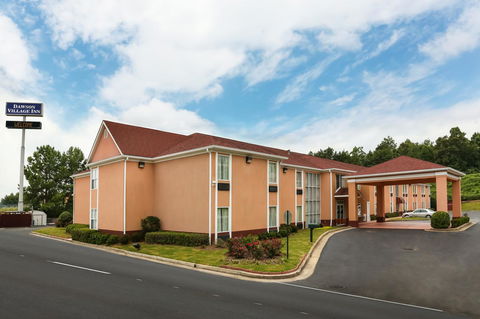 Dawson Village Inn - LBG 0