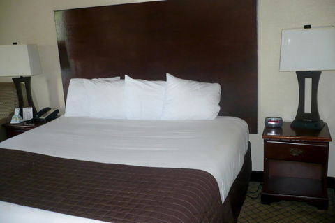 Dawson Village Inn - LBG 16