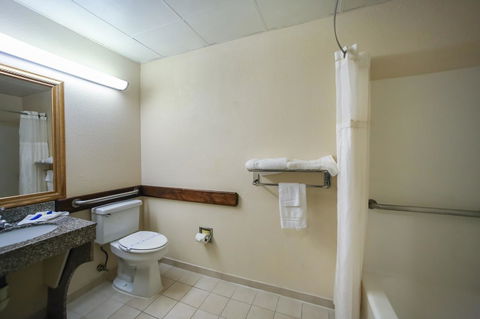 Dawson Village Inn - LBG 11