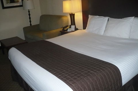 Dawson Village Inn - LBG 18