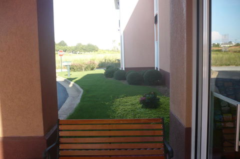Dawson Village Inn - LBG 14