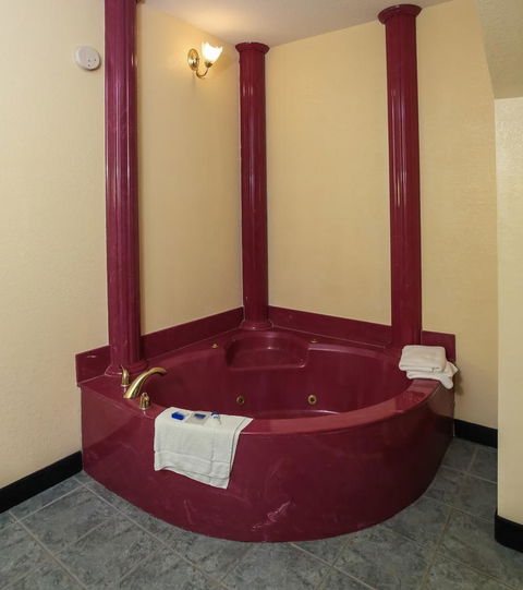 Dawson Village Inn - LBG 12