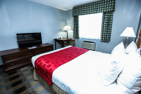 Days Inn By Wyndham Villa Rica - LBG 29