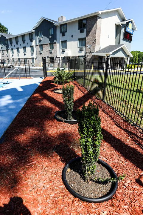 Days Inn By Wyndham Villa Rica - LBG 5