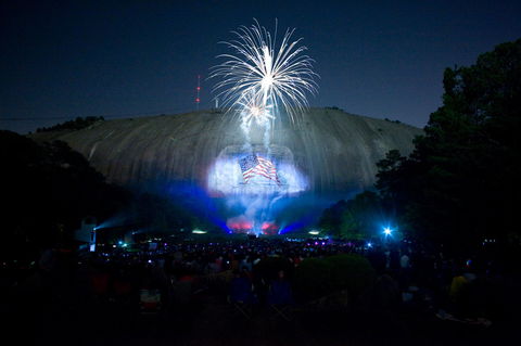 Stone Mountain Inn - LBG 17