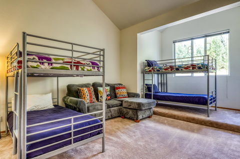 Fairway Family Getaway - LBG 22