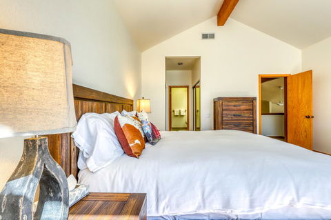 Fairway Family Getaway - LBG 18