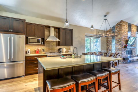 Fairway Family Getaway - LBG 2