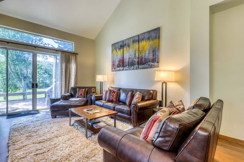 Fairway Family Getaway - LBG 8