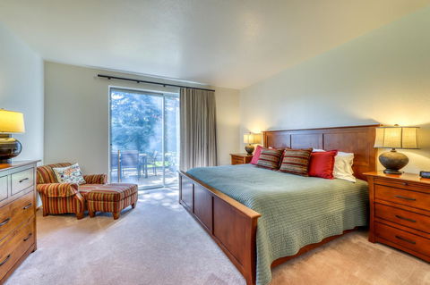 Fairway Family Getaway - LBG 12