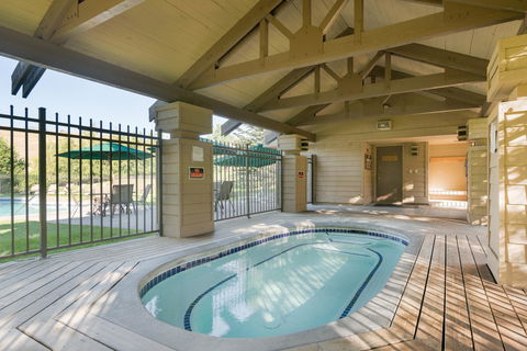 Fairway Family Getaway - LBG 36