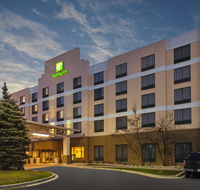 Holiday Inn Hotel  Suites Bolingbrook