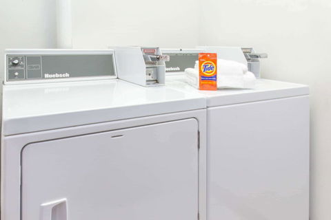 Ramada By Wyndham Bolingbrook - LBG 1