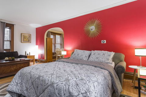 2Kingbed-Walkscore94-4KTV-WIFI - LBG 14