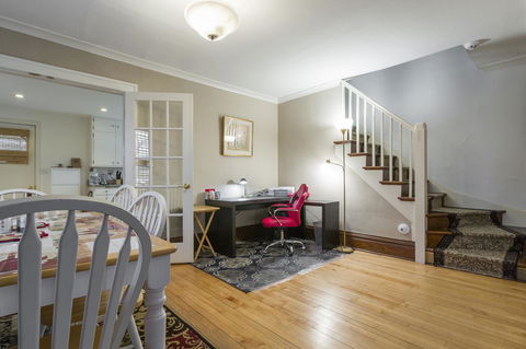 2Kingbed-Walkscore94-4KTV-WIFI - LBG 38