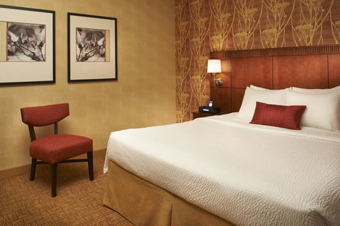 Courtyard By Marriott Chicago Naperville - LBG 13