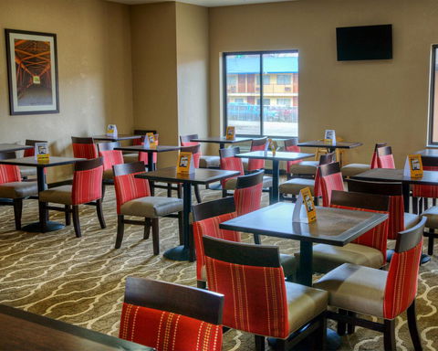 Comfort Suites Plymouth - LBG 24