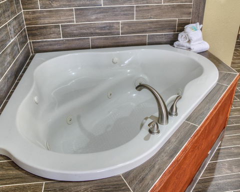 Comfort Suites Plymouth - LBG 16