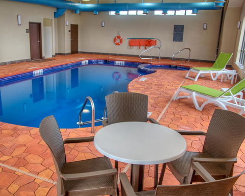 Comfort Suites Plymouth - LBG 11