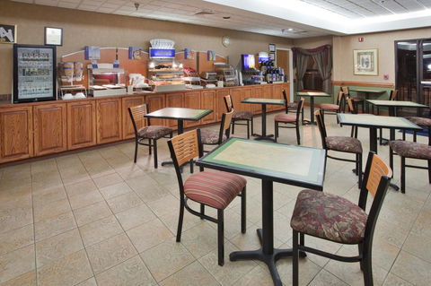 Holiday Inn Express Plymouth - LBG 26