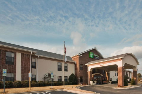 Holiday Inn Express Plymouth - LBG 0