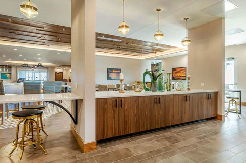Cambria Hotel Bettendorf - Quad Cities - LBG 40