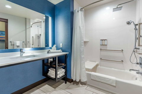 Cambria Hotel Bettendorf - Quad Cities - LBG 44