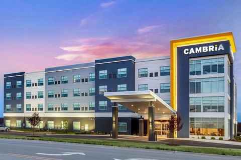 Cambria Hotel Bettendorf - Quad Cities - LBG 1