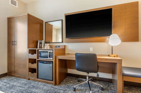 Cambria Hotel Bettendorf - Quad Cities - LBG 36